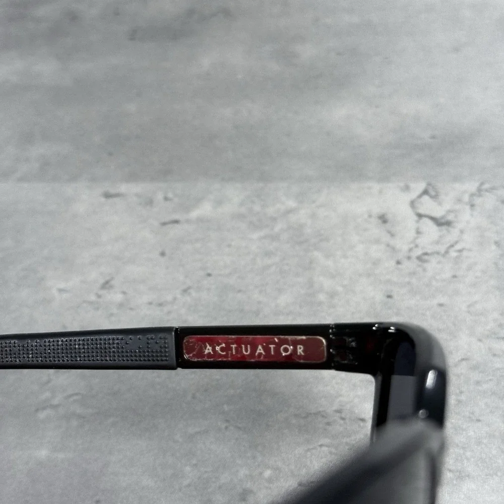 Oakley some cosmetic